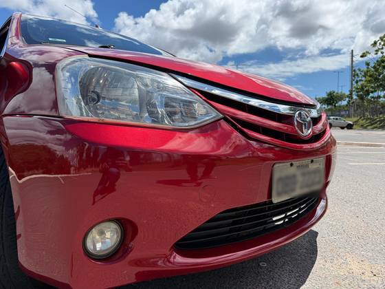 TOYOTA ETIOS 1.5 XLS 16V FLEX 4P MANUAL